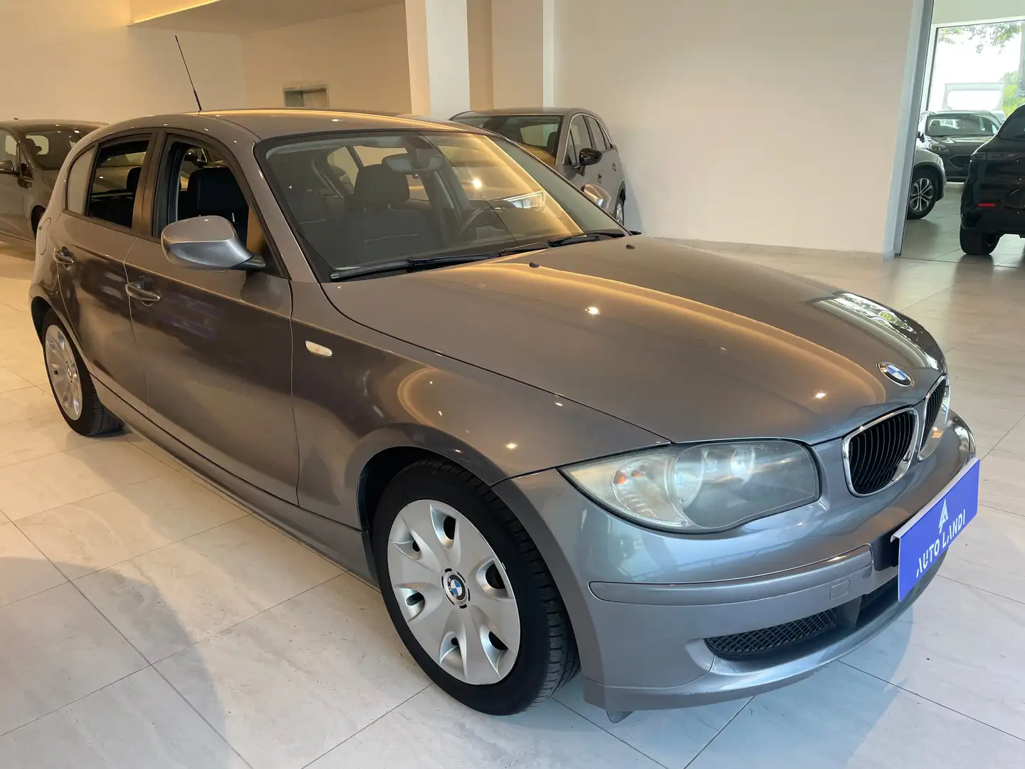 BMW 116 116d 5p 2.0 Eletta 116cv dpf Grigio - 2