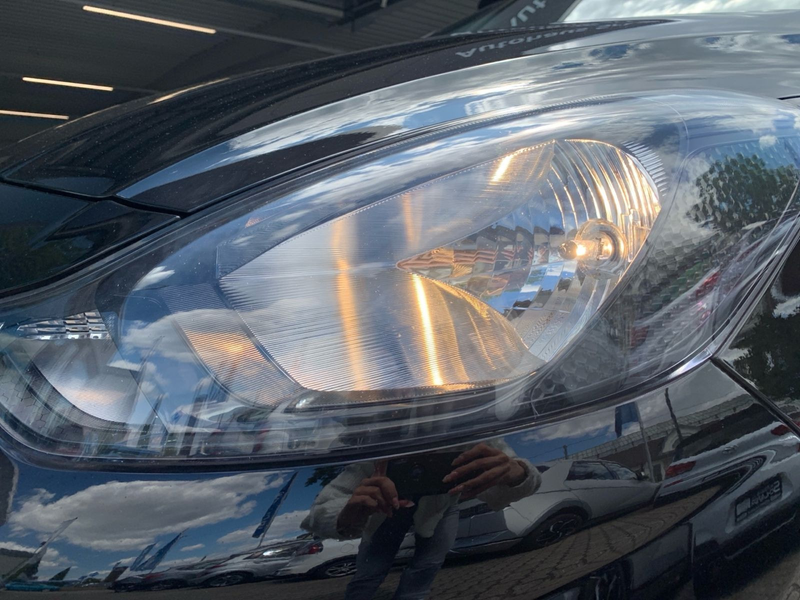 Hyundai i10 1.0 Select Navi Kamera Allwetter — photo 8