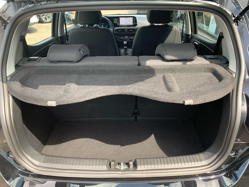 Hyundai i10 1.0 Select Navi Kamera Allwetter — photo 12