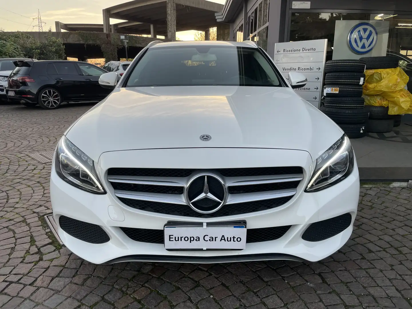 Mercedes-Benz C 220 Classe C-S205 2014 SW SW d (bt) Premium auto Bianco - 2