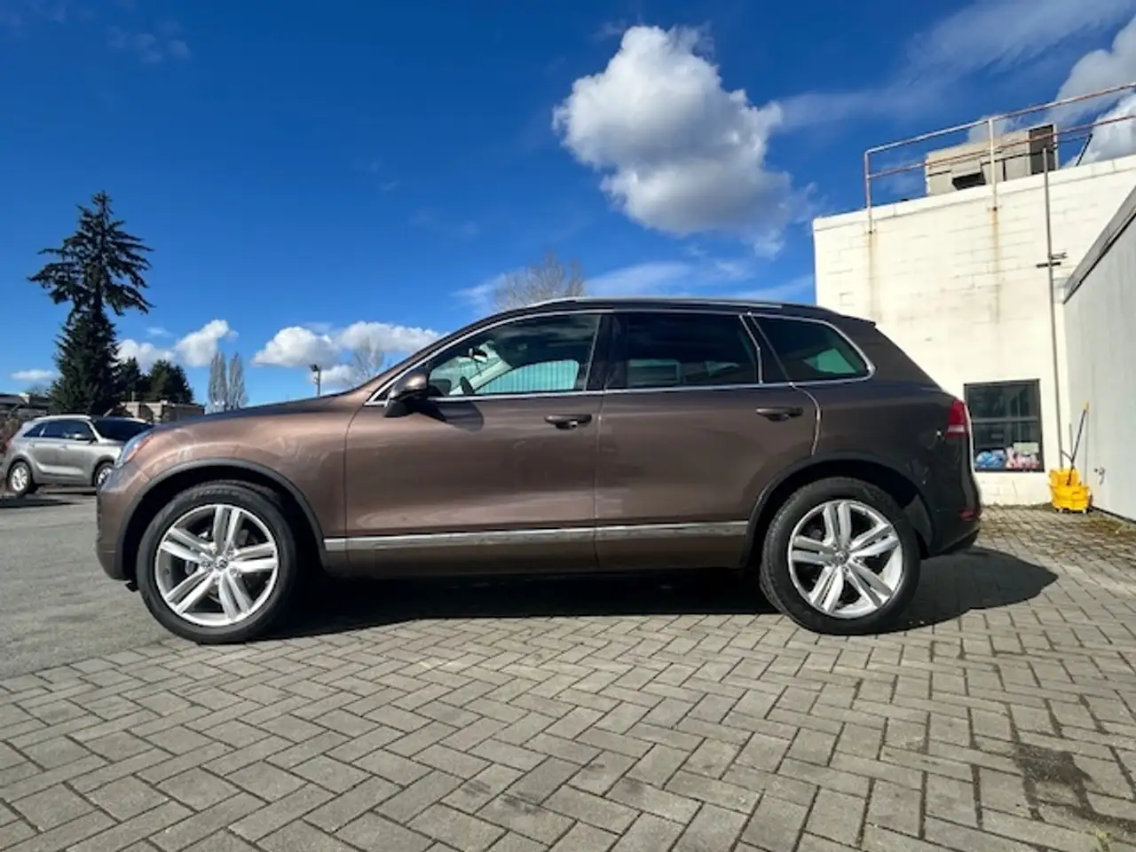 Volkswagen Touareg снимка Volkswagen Touareg