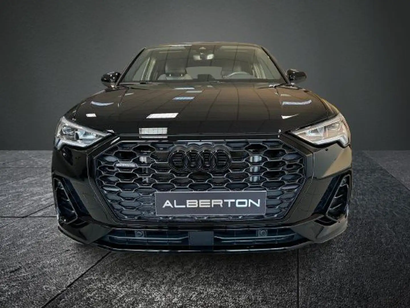 Audi Q3 SPB 40 TFSI quattro S tronic S line +20" Nero - 2