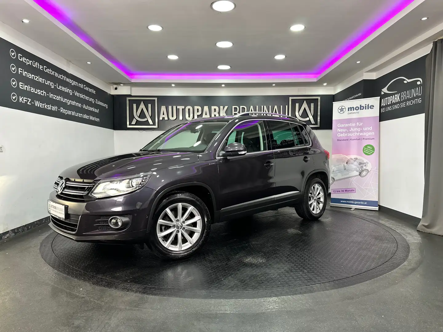 Volkswagen Tiguan 2.0 TDI Lounge Sport*XENON*SZH*PDC* Grau - 1
