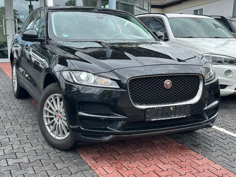 Jaguar F-Pace F-PACE 20d Pure AHK. NAVI. Kamera. PDC — photo 4