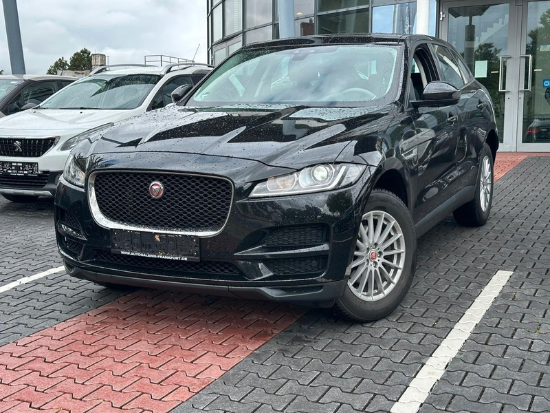 Jaguar F-Pace F-PACE 20d Pure AHK. NAVI. Kamera. PDC — photo 3