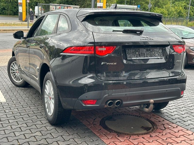 Jaguar F-Pace F-PACE 20d Pure AHK. NAVI. Kamera. PDC — photo 6