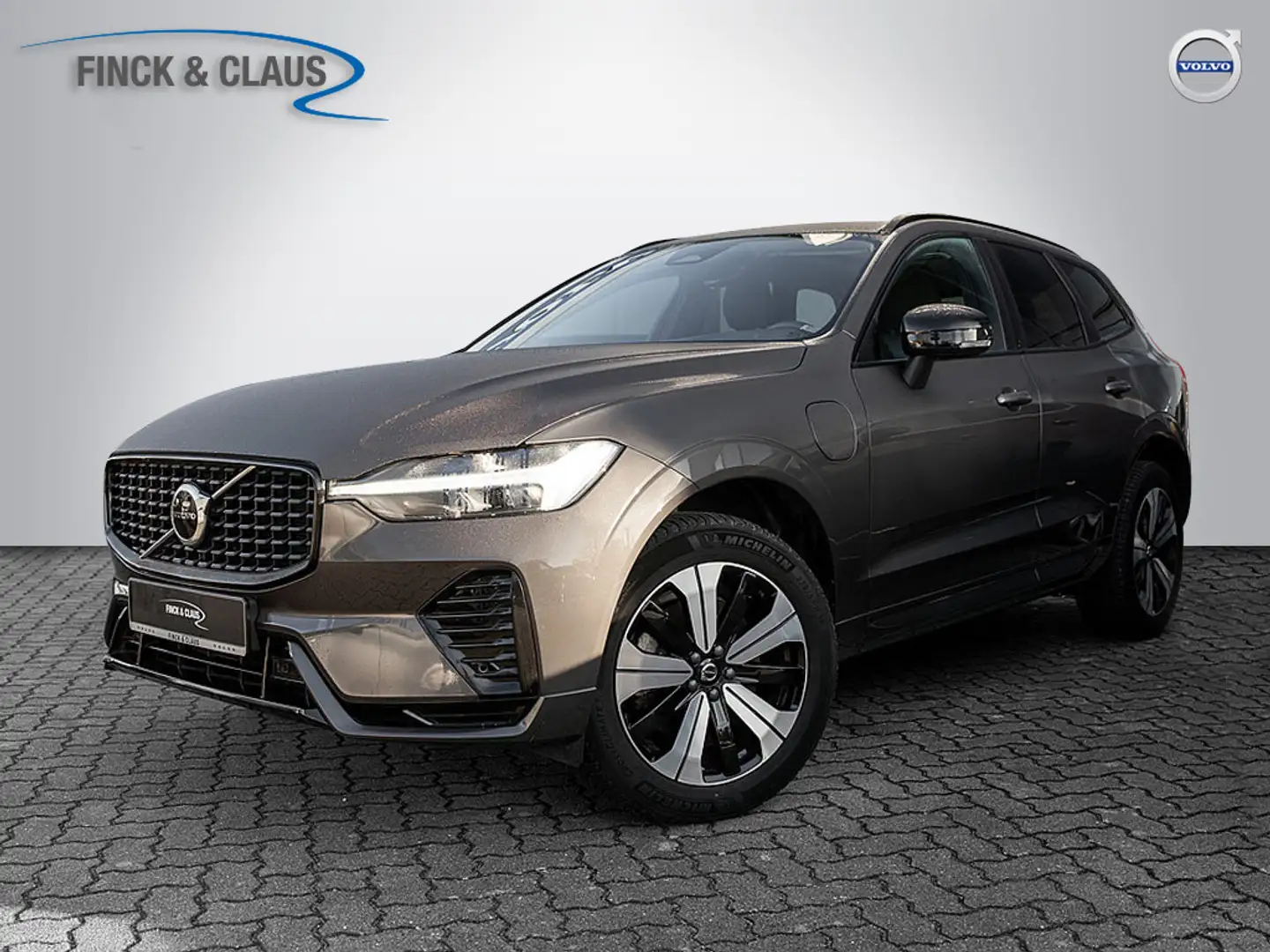 Volvo XC60 T6 AWD Plus Dark Grau - 1
