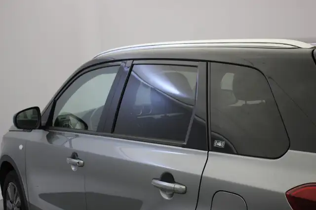 Suzuki Vitara view 10