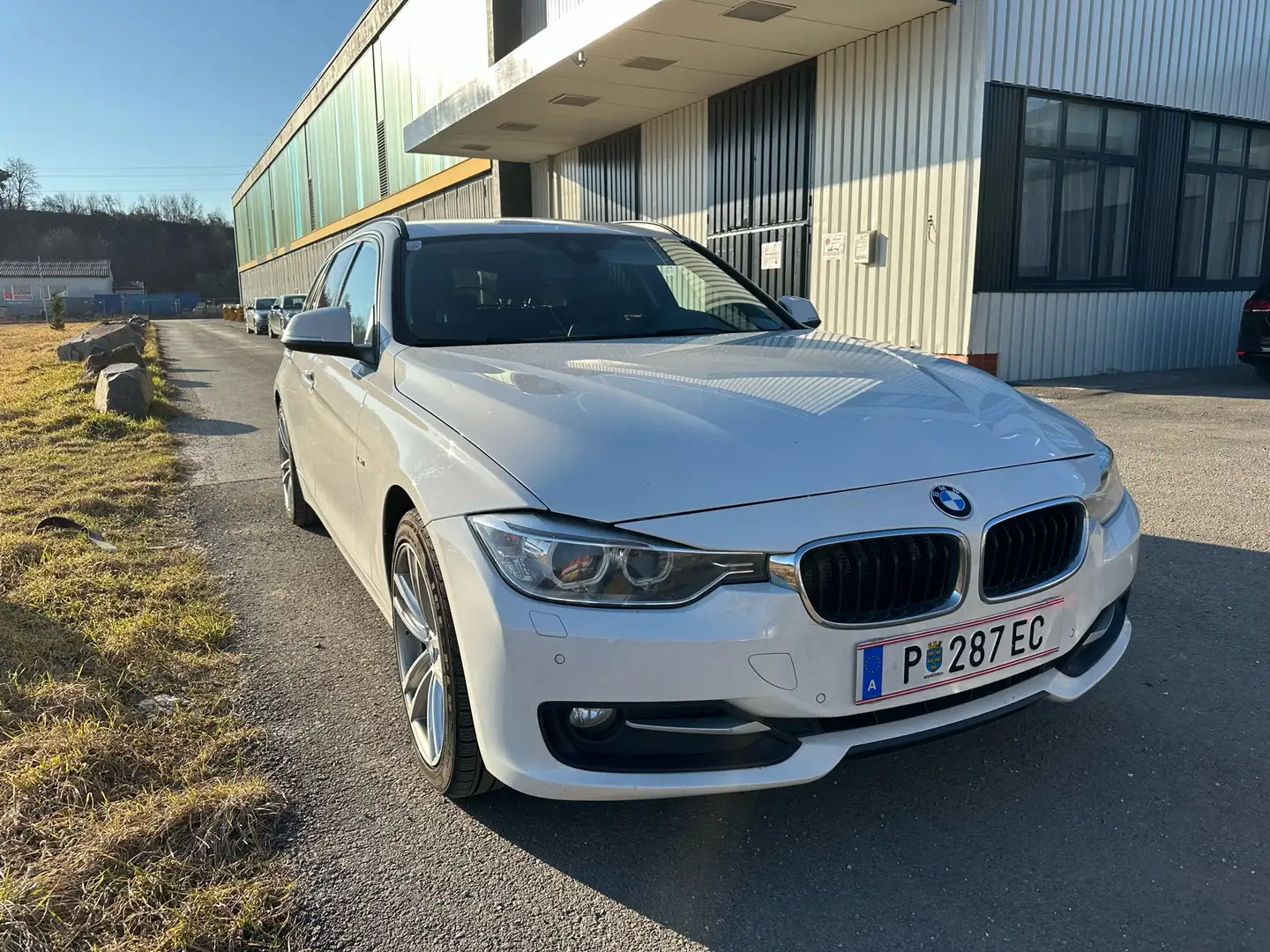 BMW 320 320d xDrive Touring, Sport-Line - 1