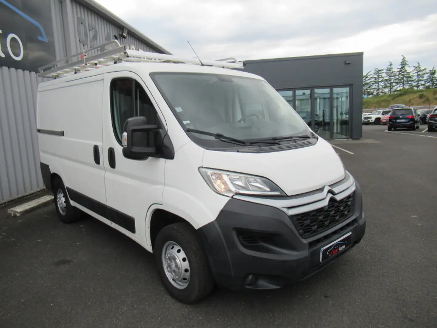 Citroen Jumper 33 L1H1 2.0 BLUEHDI 130 BUSINESS Blanc - 2