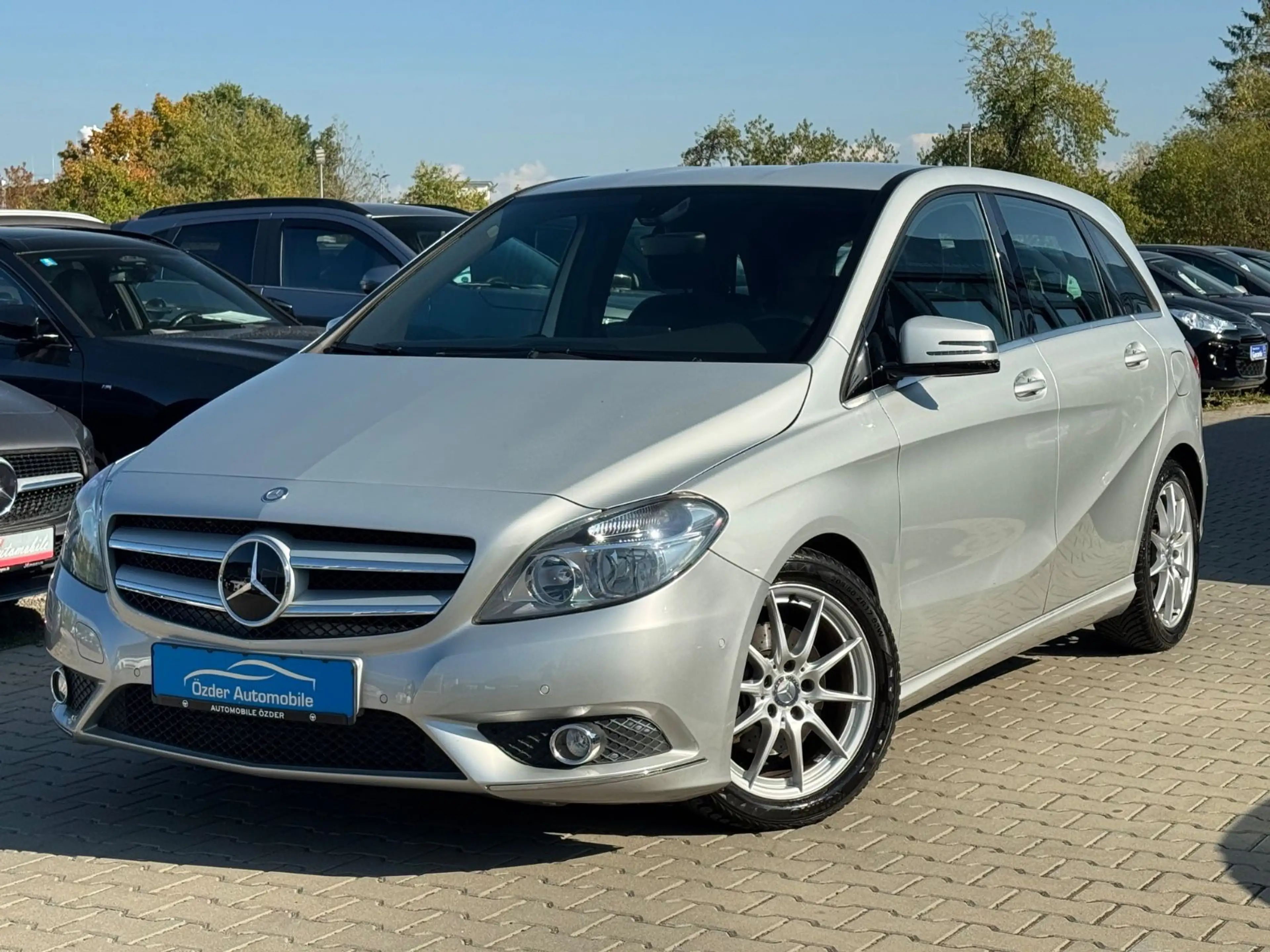 Mercedes-Benz B 200 BlueEfficiency+Finanzierung+Garantie+ — photo 3