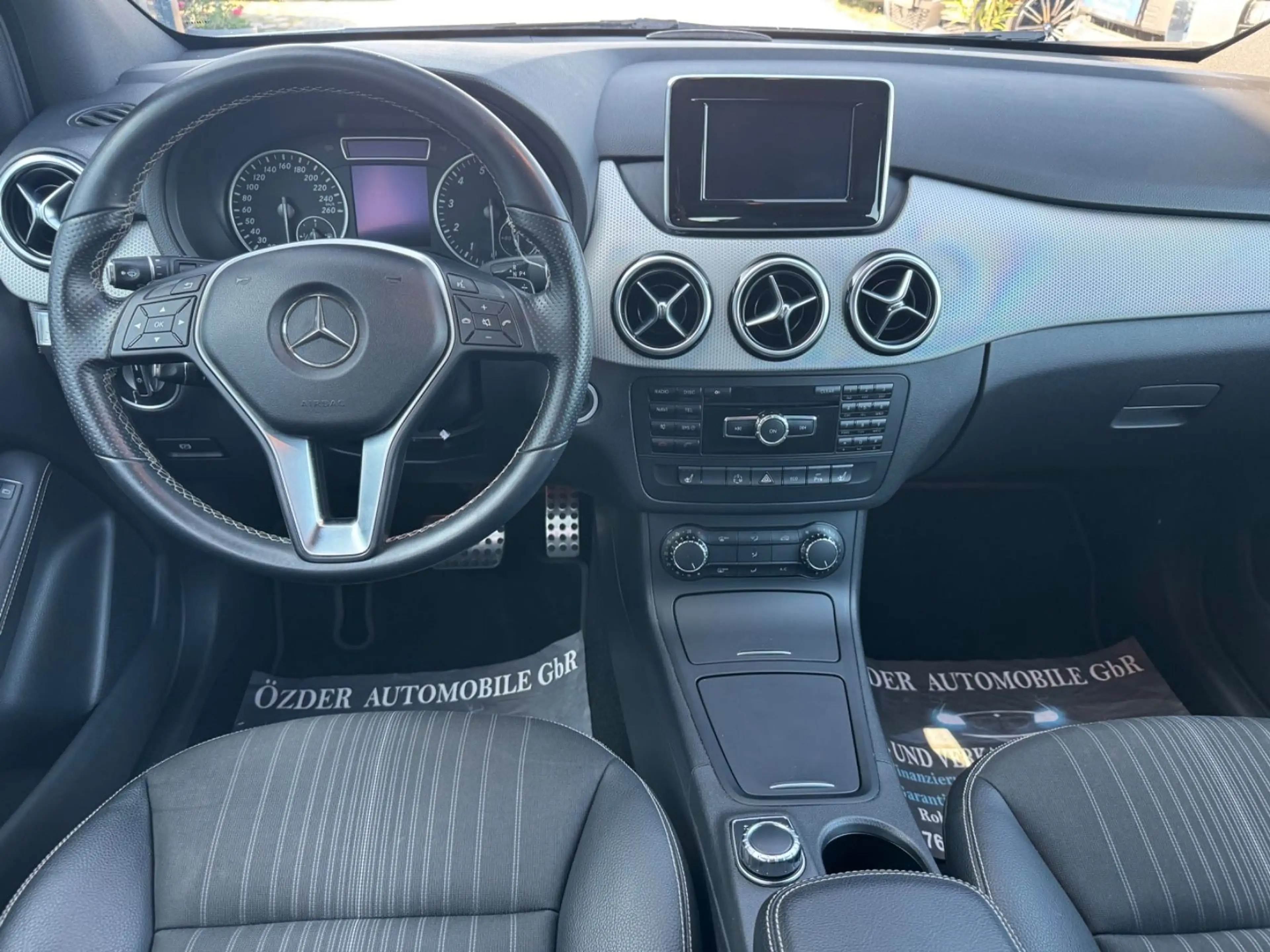 Mercedes-Benz B 200 BlueEfficiency+Finanzierung+Garantie+ — photo 14
