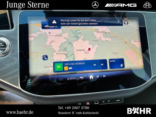 Mercedes-Benz 220 view 12