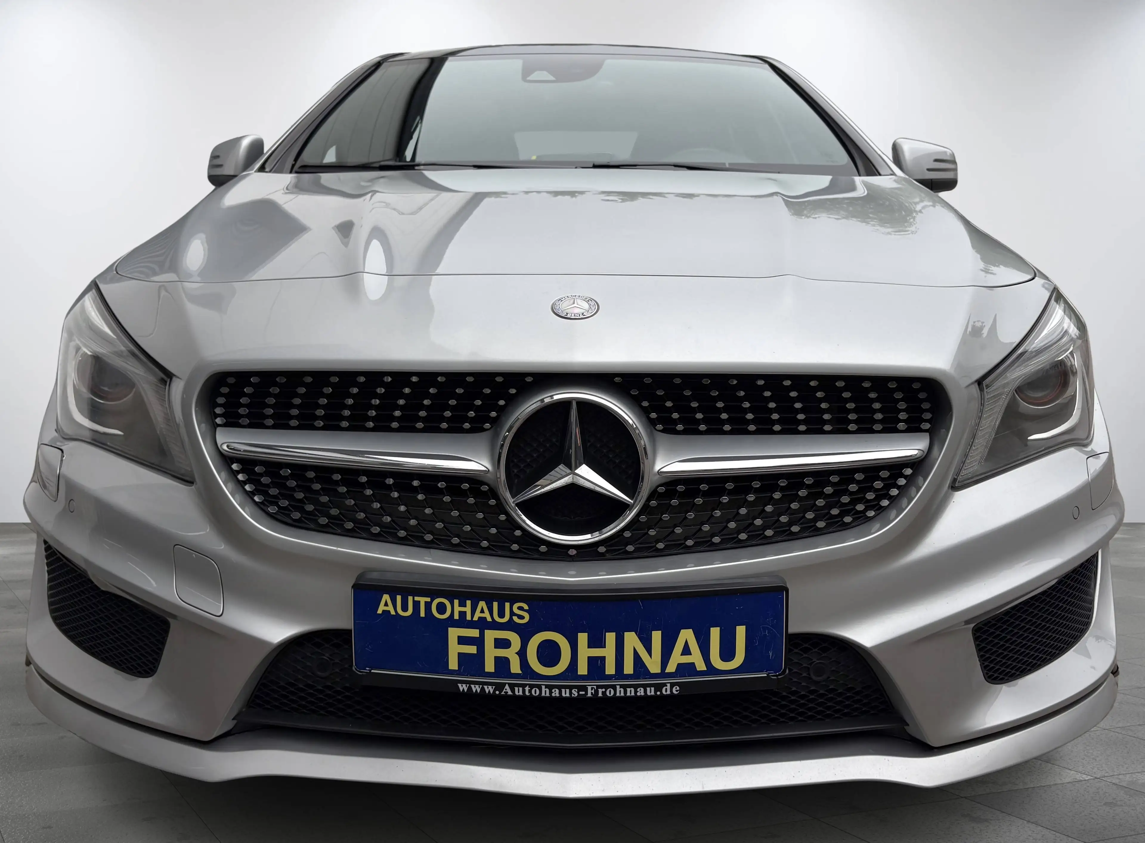 Mercedes-Benz CLA 220 CDI AMG 18"Alu Pano Kamera Navi Totwinkel Tempomat Navi — photo 2
