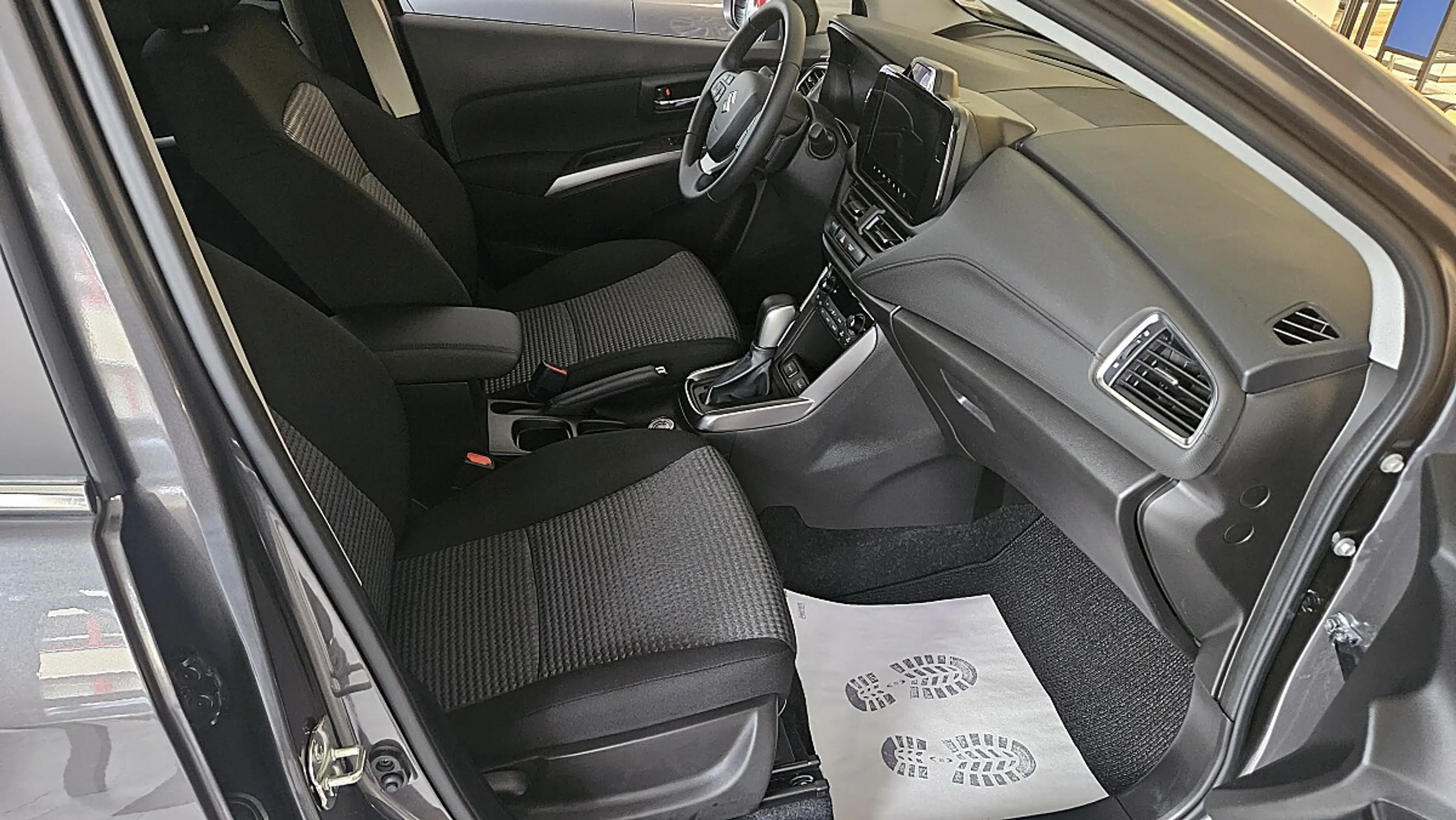 Suzuki S-Cross 1,4 Hybrid ALLGRIP shine Aut. — photo 9