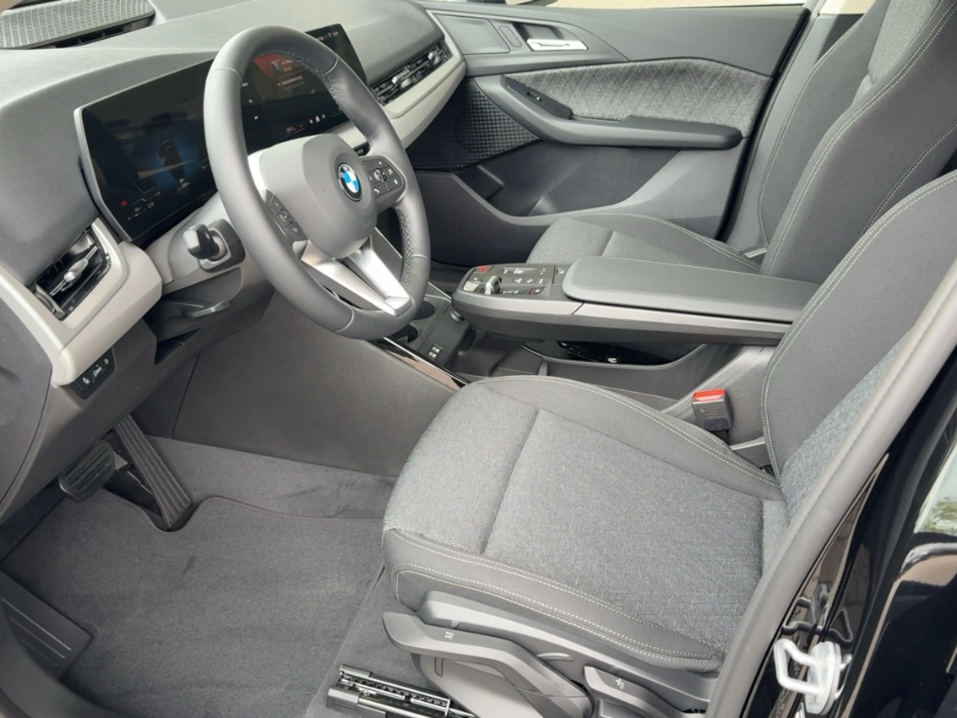 BMW 218 i Navi Digitales Cockpit Soundsystem LED El. Heckk — photo 6