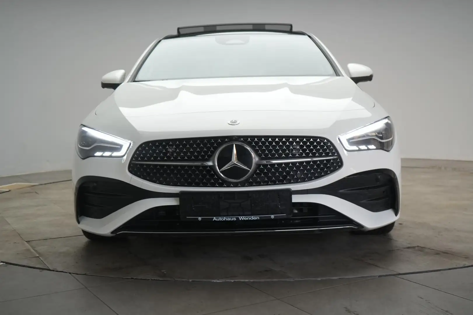 Mercedes-Benz CLA 200 7G-DCT AMG Line Advanced Blanc - 2