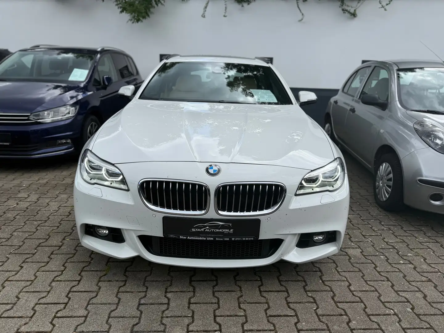 BMW 530 xDrive*Touring*M-Sport*Pano*Leder*4 Zonen Klima* White - 2