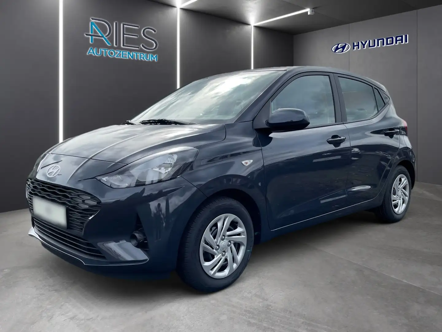 Hyundai i10 1.0 Benzin Navi*Kam.*PDC*DynLicht*FLA*SpurH Grau - 2