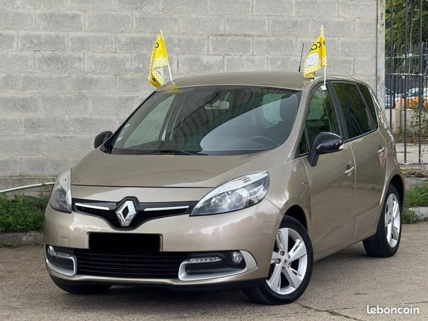 Renault Scenic III Phase 2 Essence LIMITED Année 03-2015 110.000KM Certifié Garantie 12 Mois Beige - 1