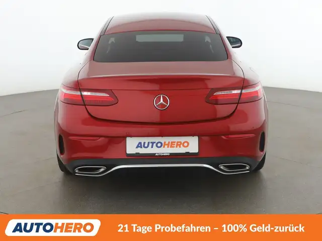 Mercedes-Benz E-Class view 5
