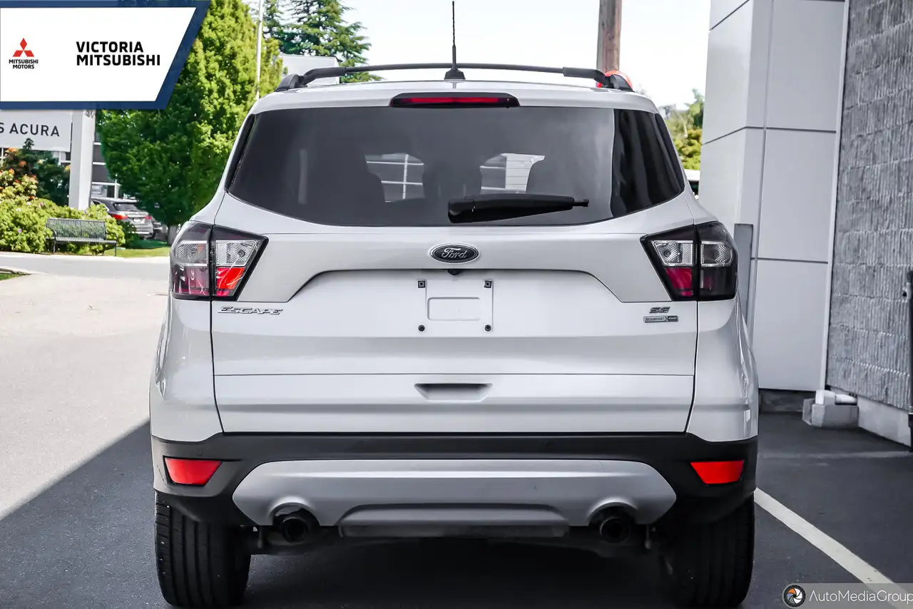 Ford Escape photo Ford Escape