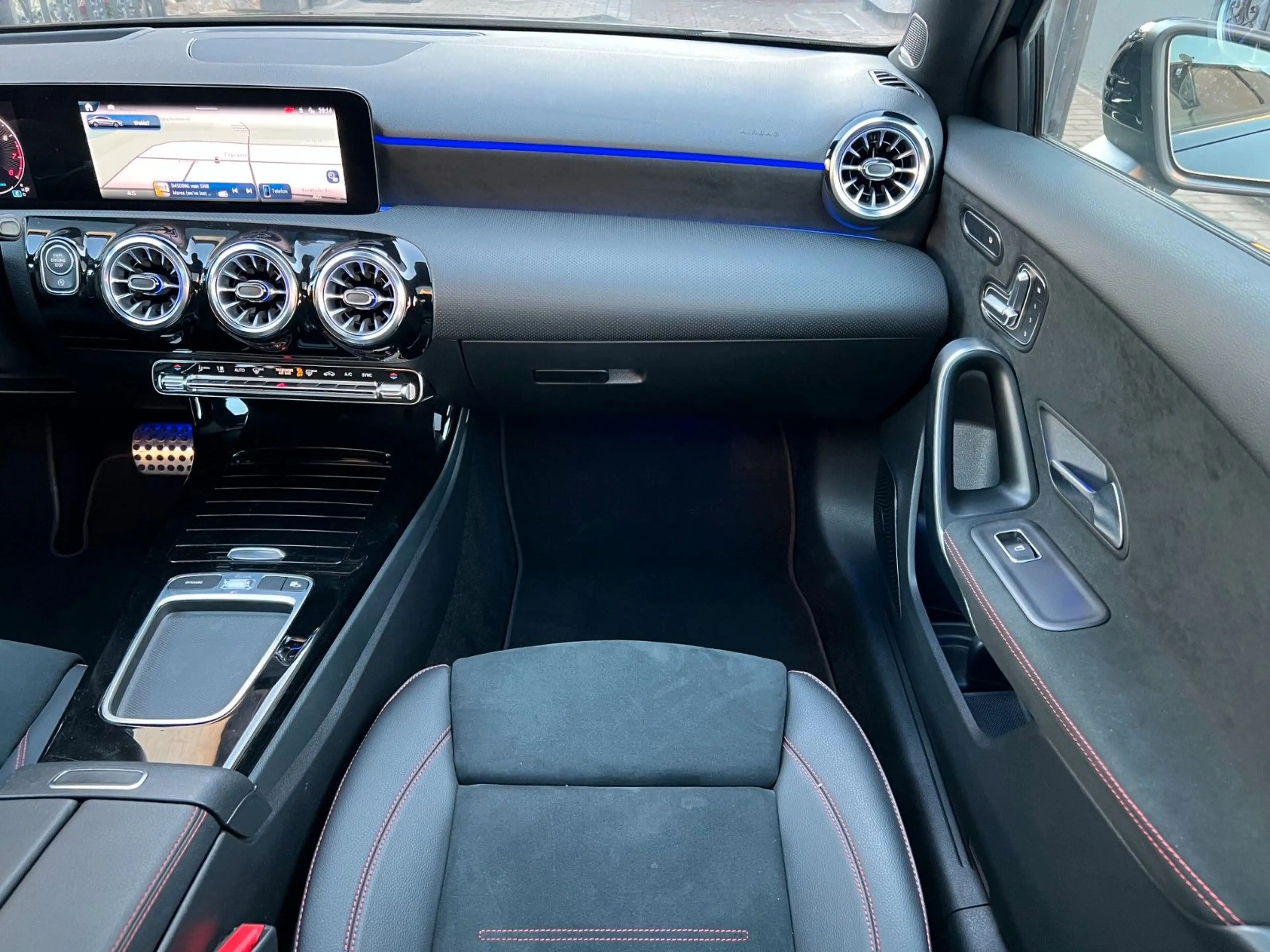 Mercedes-Benz A 200 LIMO! AMG! NIGHT! PANO! HEADUP! MEMORY! — photo 12