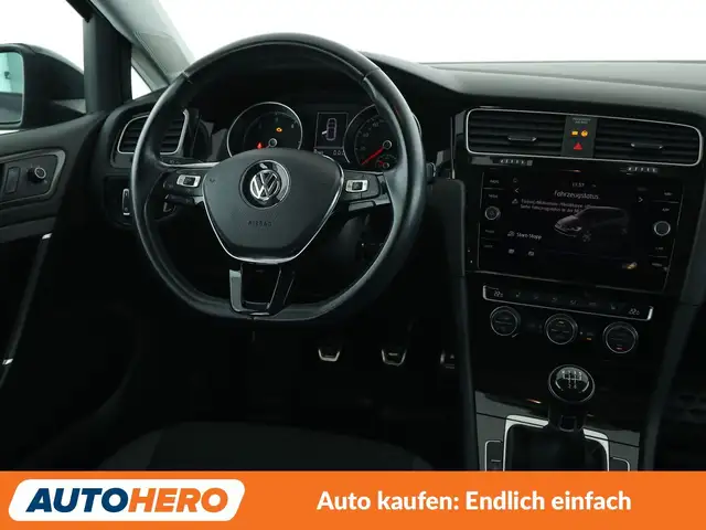 Volkswagen Golf view 13