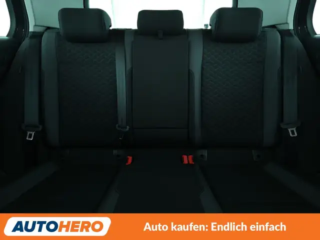Volkswagen Golf view 15