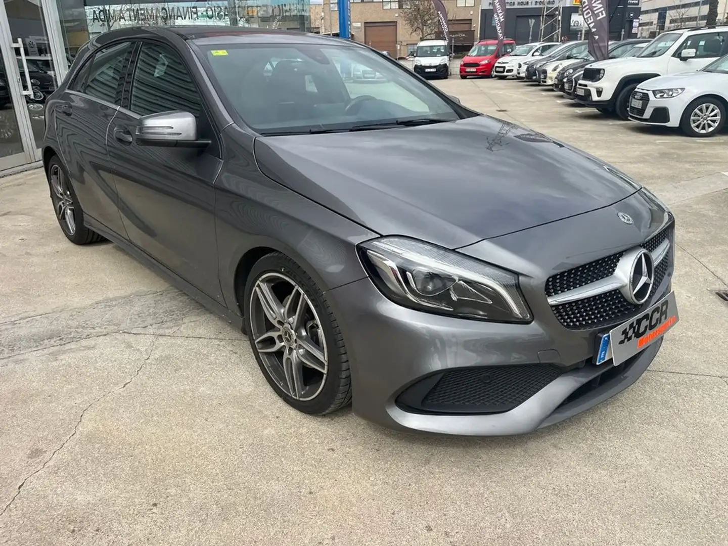 Mercedes-Benz A 200 CDI AUTOMATICO 7 G PACK AMG Gris - 1