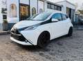 Toyota Sonstige Aygo x-play touch Klima Kamera Alufelgen Tempom. Weiß - thumbnail 3