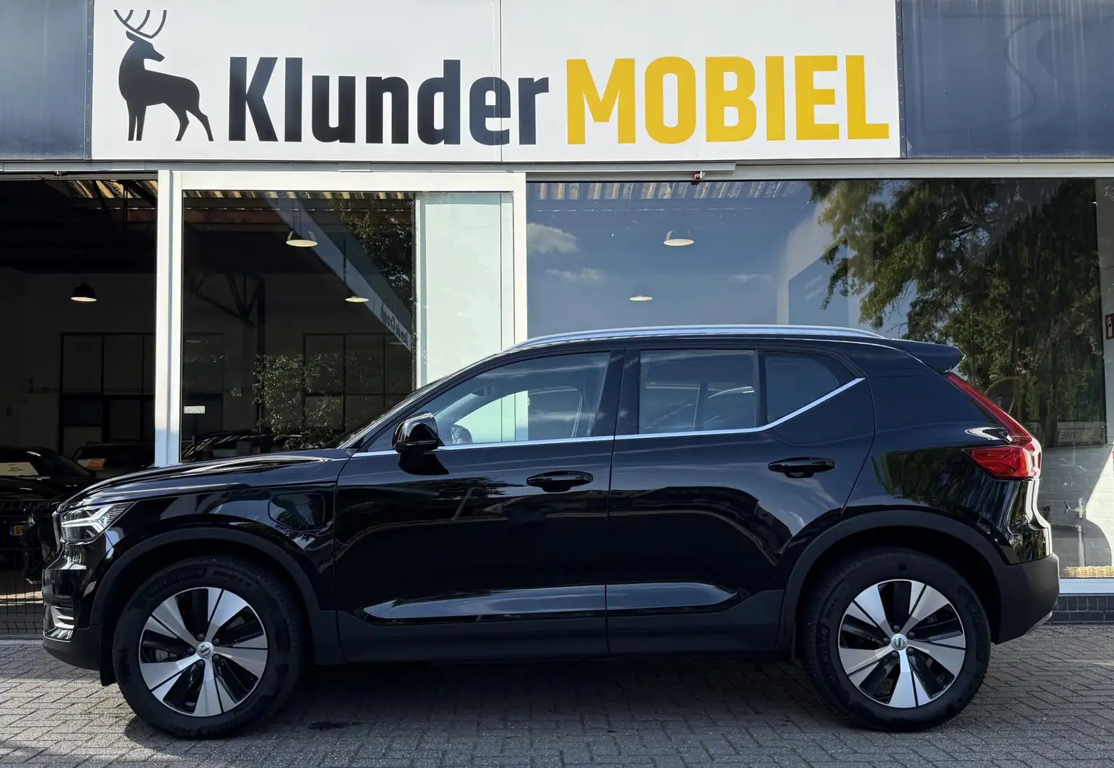 Volvo XC40 1.5 T4 Recharge Inscription Expr. |Adapt.Cruise|DA Noir - 2