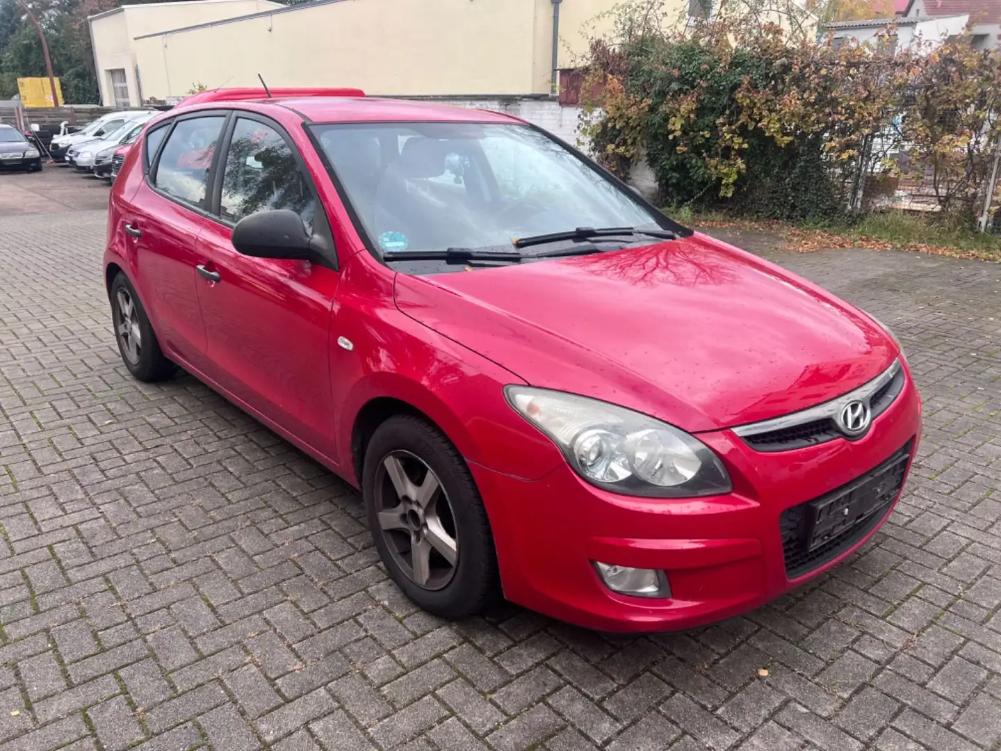 Hyundai i30 Edition+ 1.4 Klima EFH LM-FELG. USB Rouge - 2