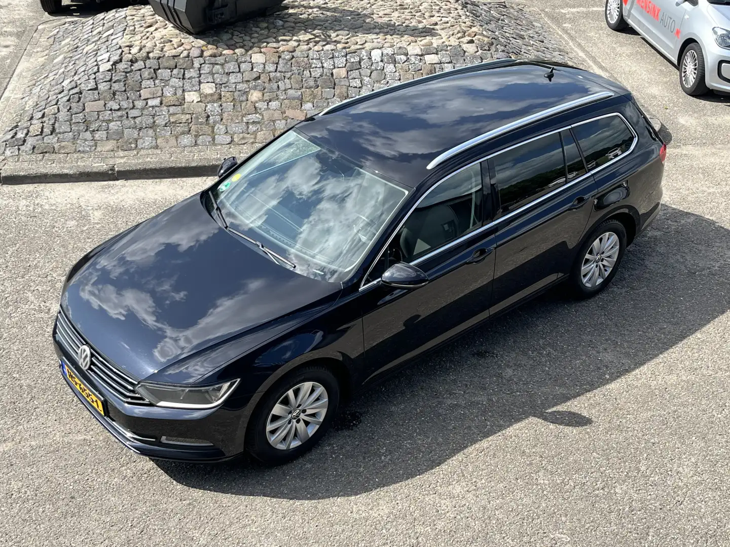 Volkswagen Passat Variant 2.0 TDI 150 PK Comfortline ADAPT CRUISE MASSAGE ST Schwarz - 2