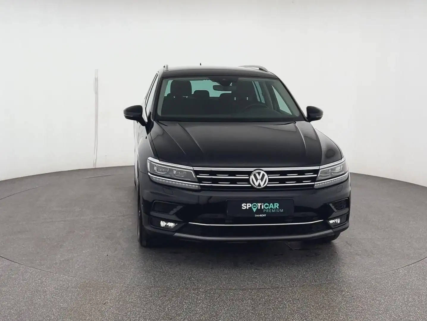 Volkswagen Tiguan Highline 2.0 TDI*NAVI*SHZ*ACC*uvm Schwarz - 2
