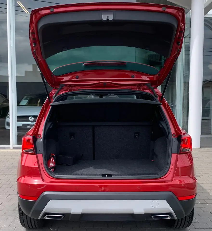 SEAT Arona FR 1.0 TGI / ESSENCE + CNG / PACK FR / XENON / GPS, миниатюра 9