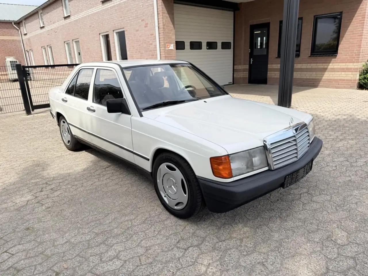 Mercedes-Benz 190D Diesel 2.0 Schuifdak Belastingvrij APK 1-28, foto 3
