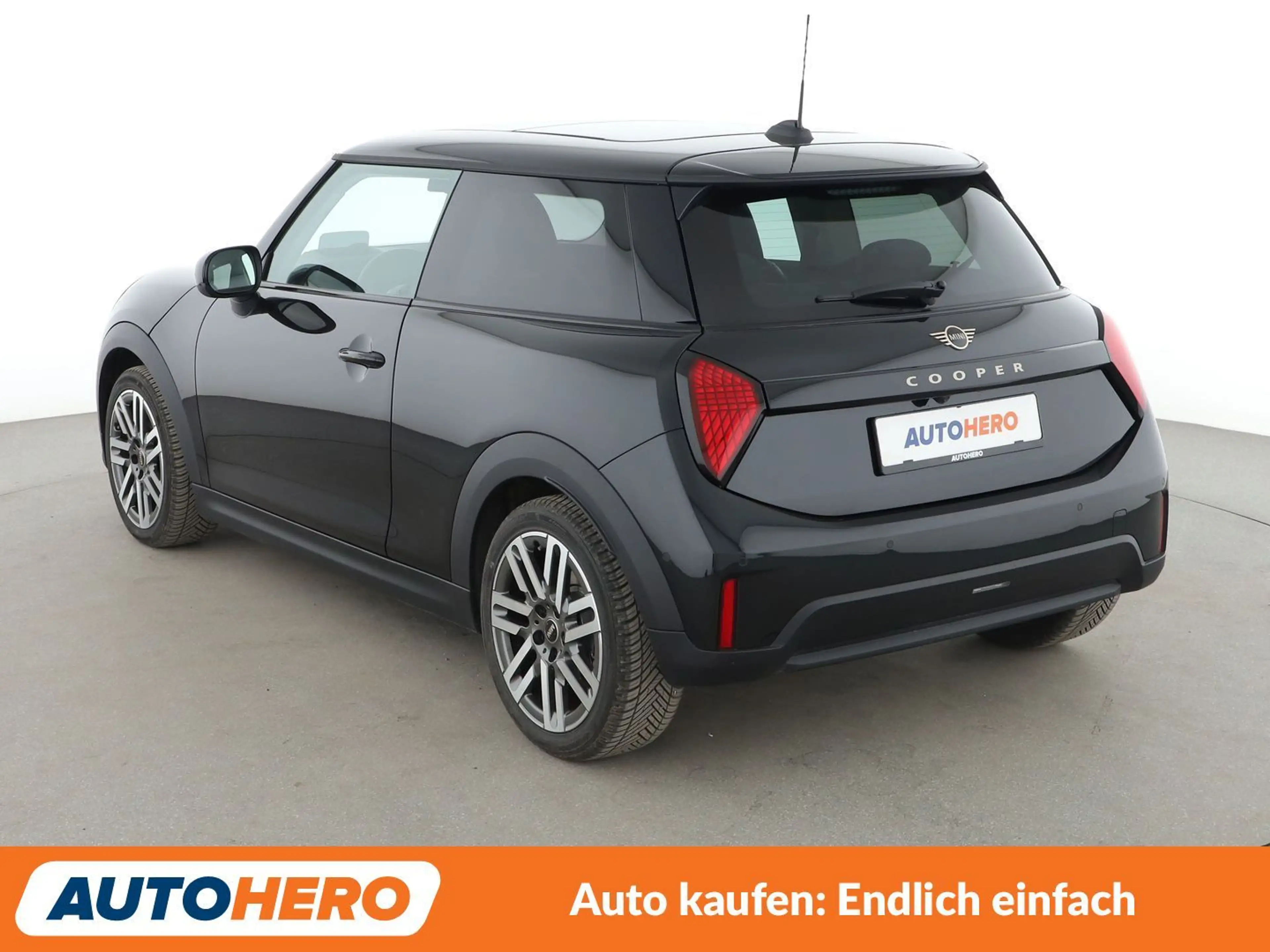 MINI Cooper Coupe Cooper C Classic Trim Aut.*NAVI*LED*TEMPO*PANO*CAM — photo 4