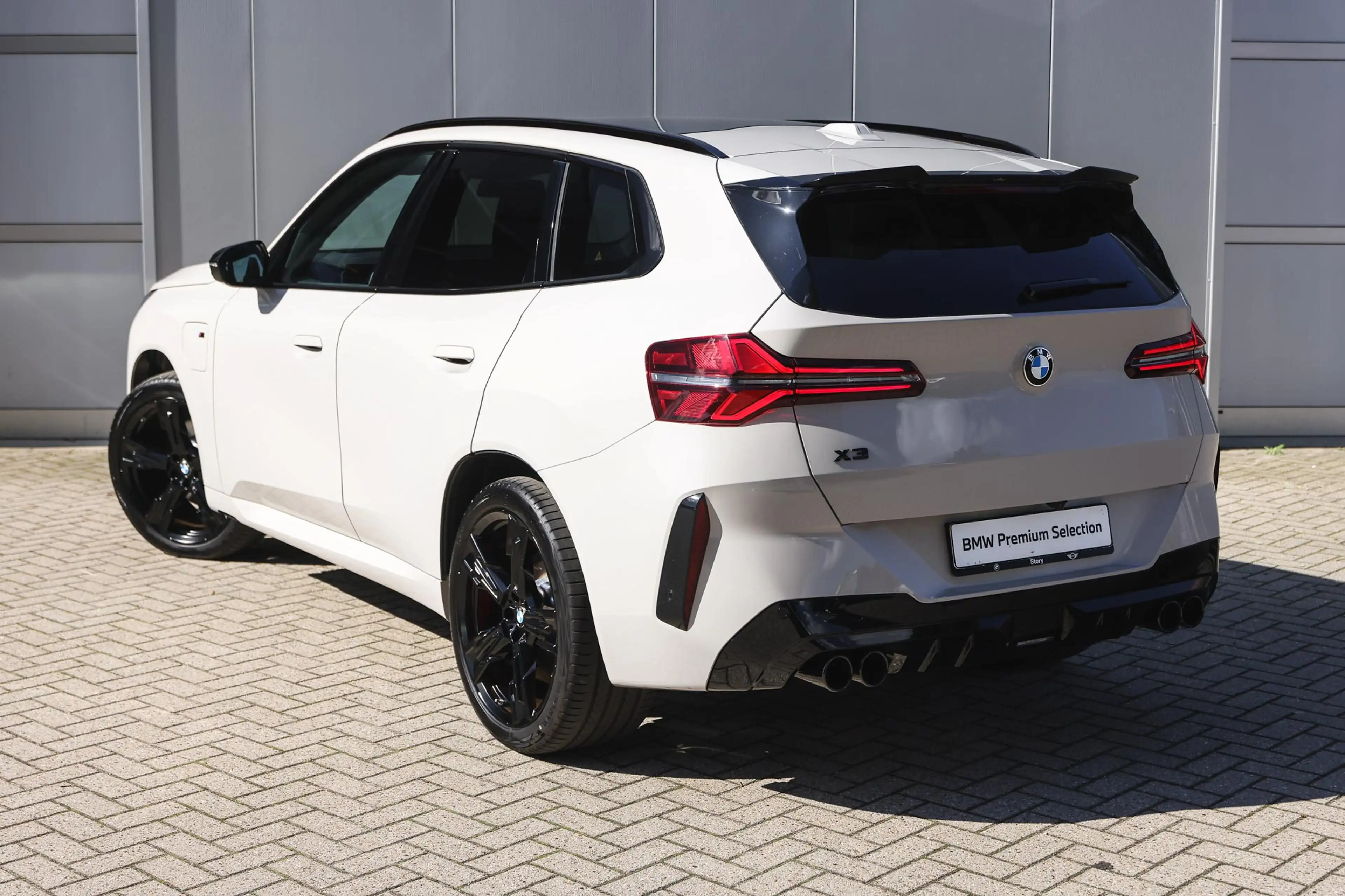 BMW X3 30e xDrive M Sport Automaat / Panoramadak / Sports — photo 2