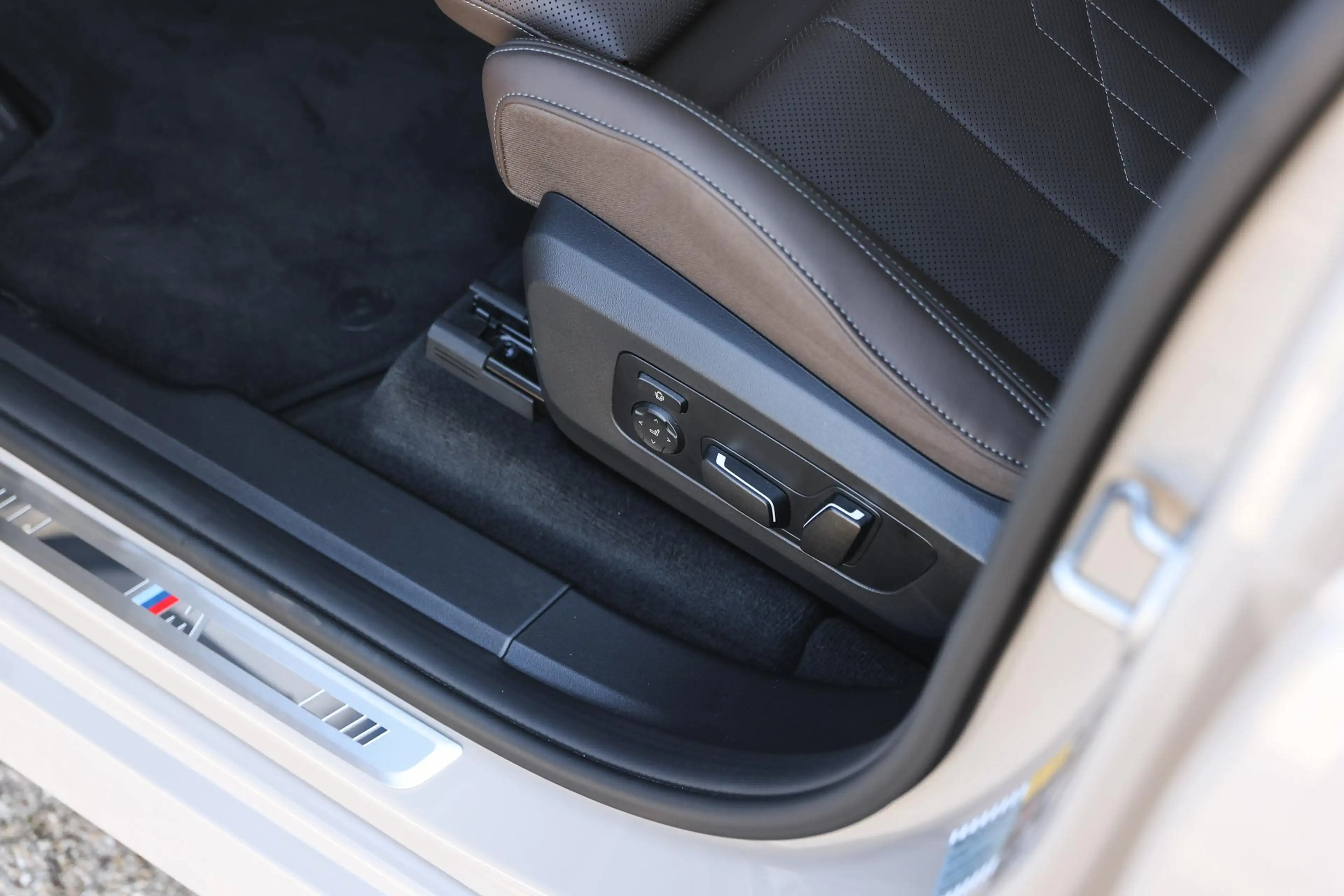 BMW X3 30e xDrive M Sport Automaat / Panoramadak / Sports — photo 12