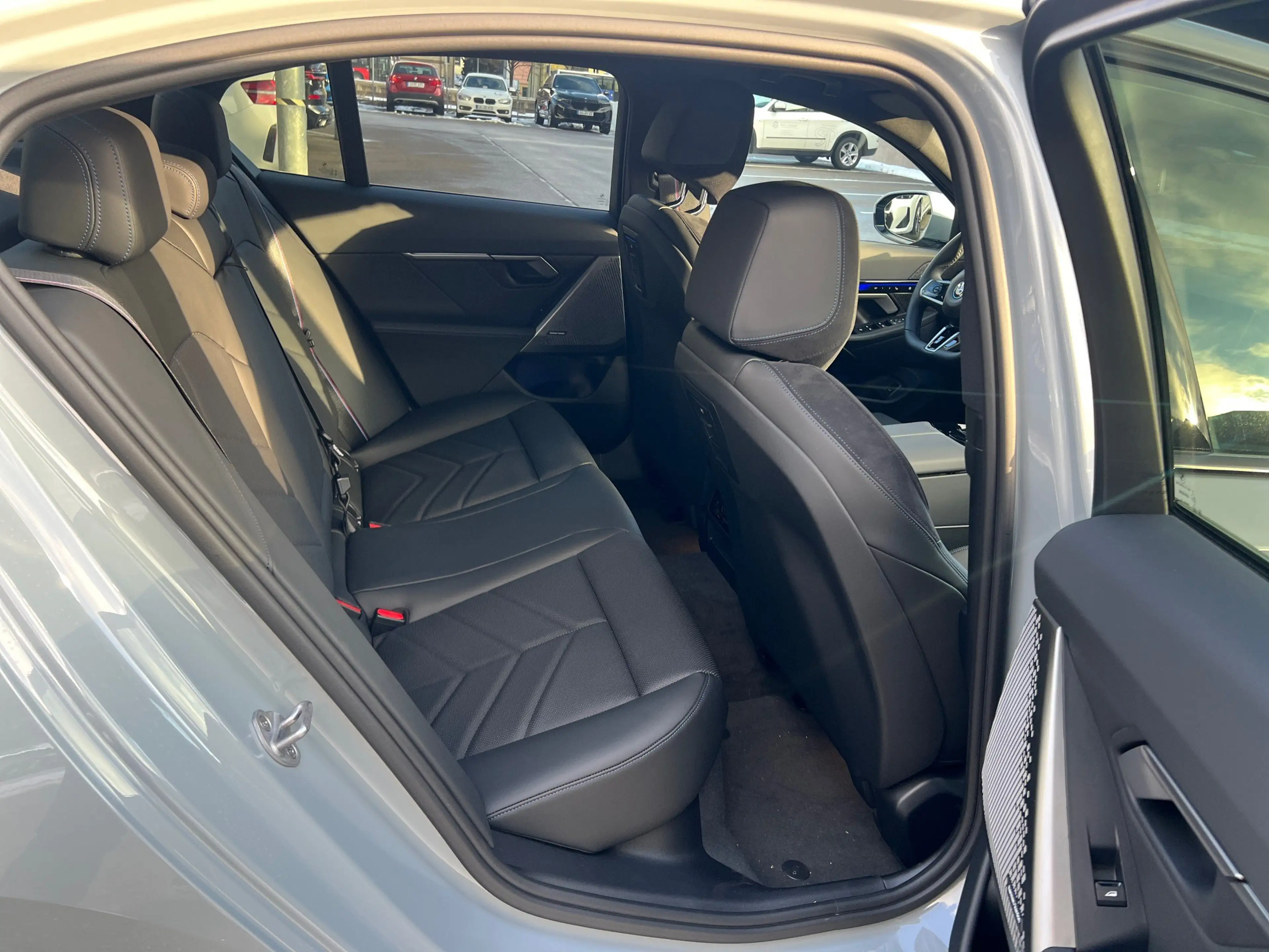 BMW i5 eDrive40  *IM KUNDENAUFTRAG* — photo 8