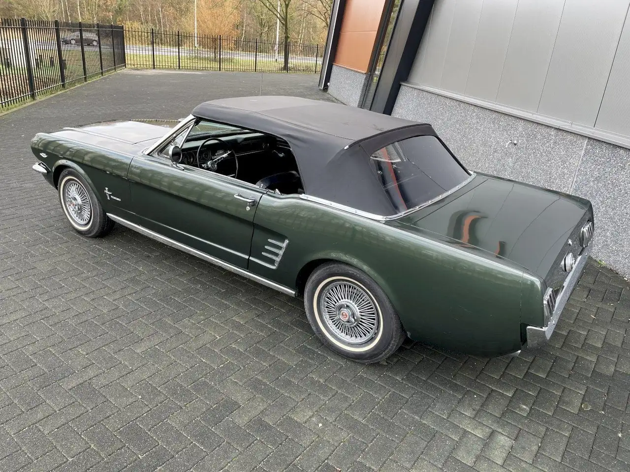 Ford Mustang Convertible, foto 10