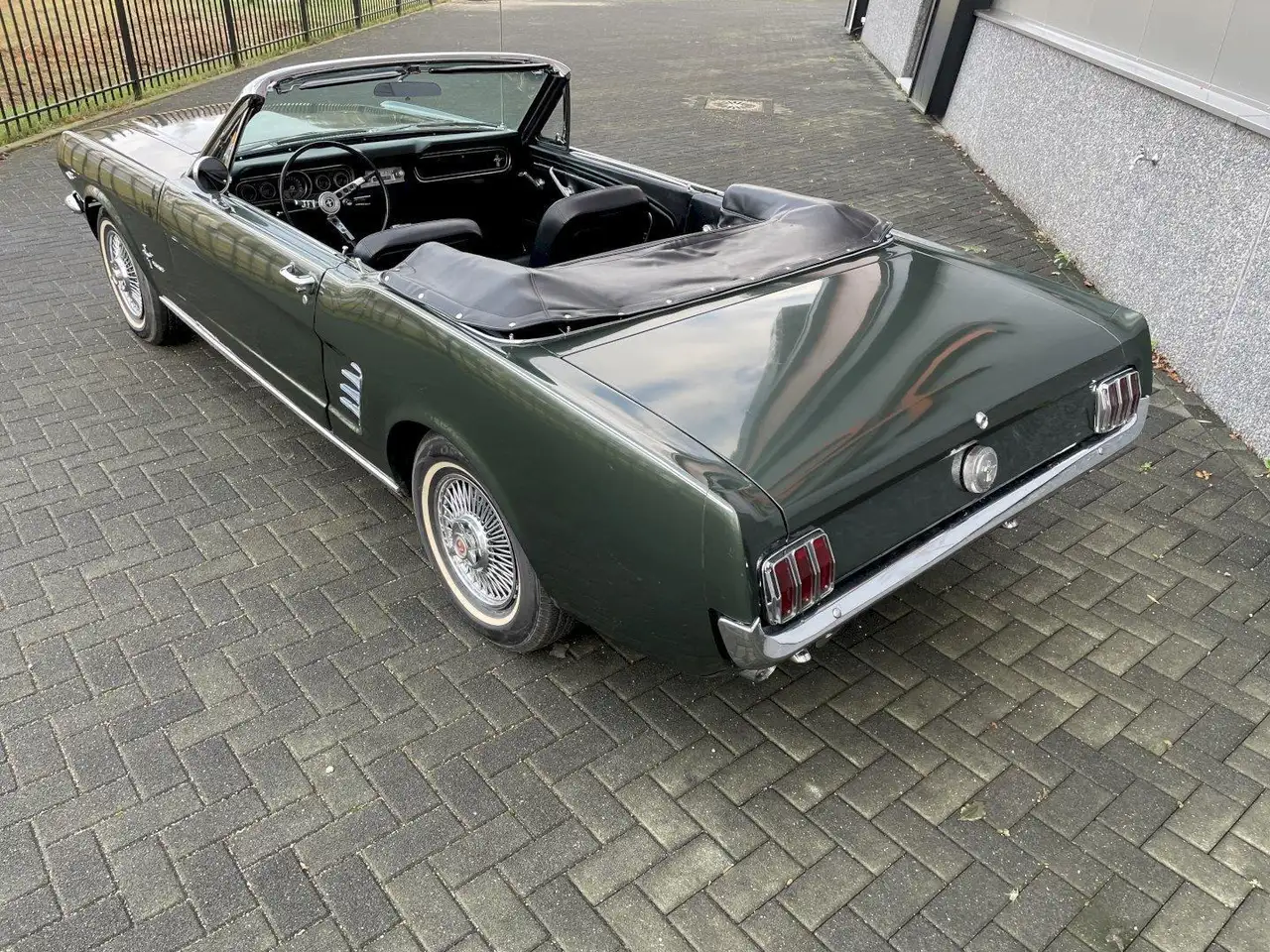 Ford Mustang Convertible, foto 12