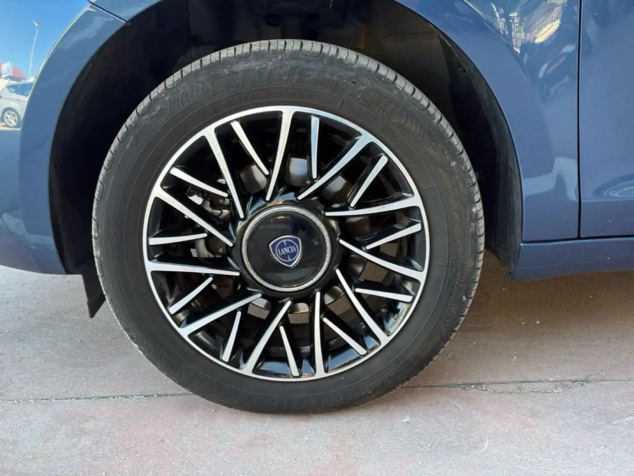Lancia Ypsilon 2024 — фото 9