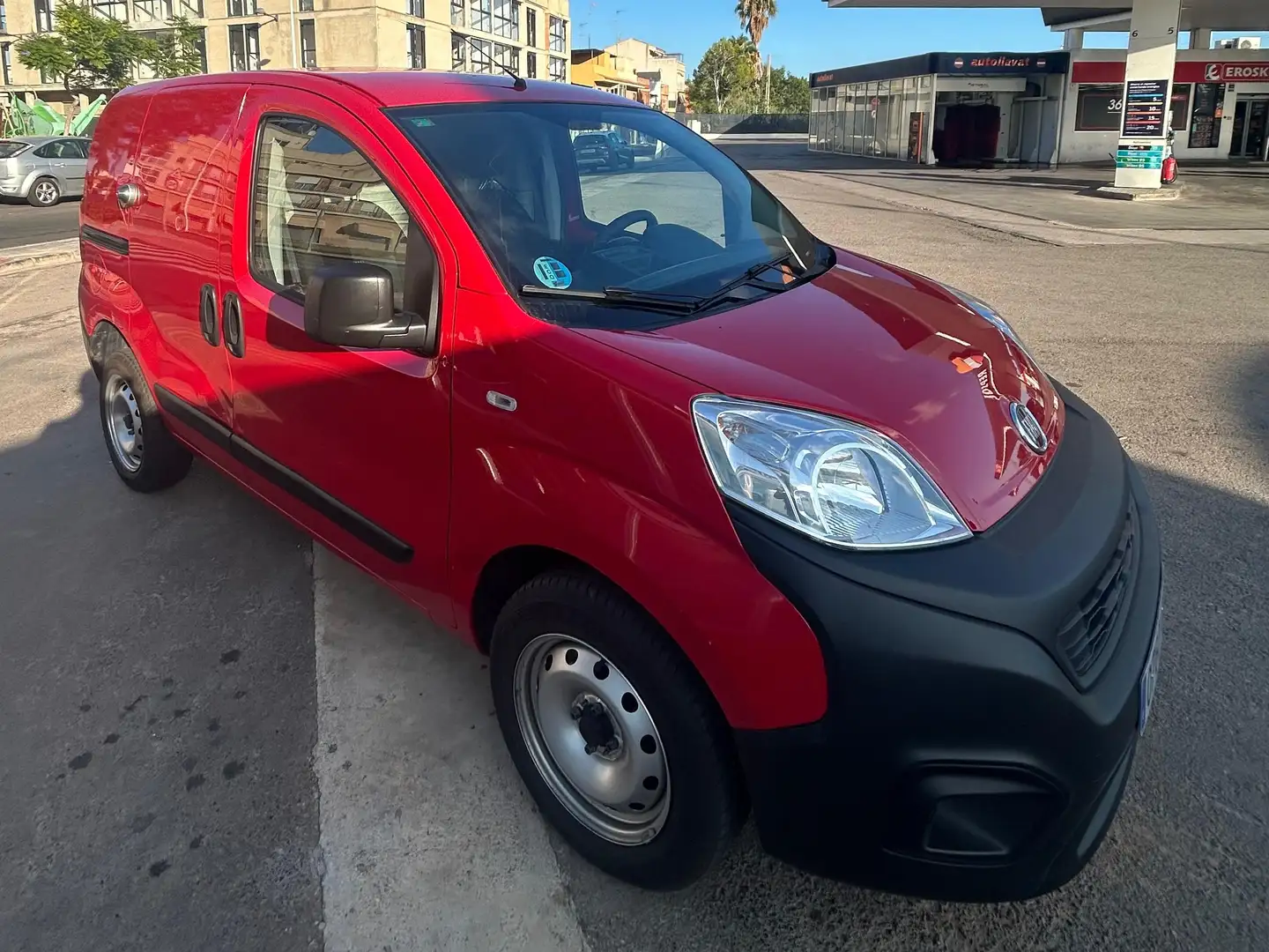 Fiat Fiorino Fiorino Cargo 1.4 8v Base Base Rojo - 1