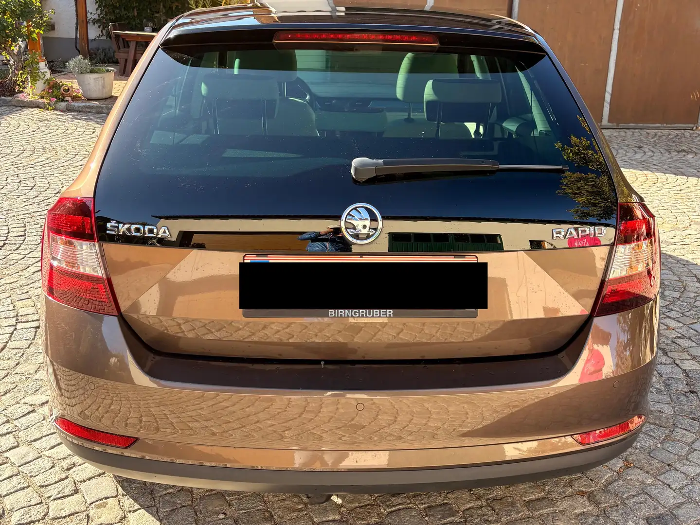 Skoda Rapid/Spaceback Rapid Spaceback 1,0 TSI Sport Sport Braun - 2