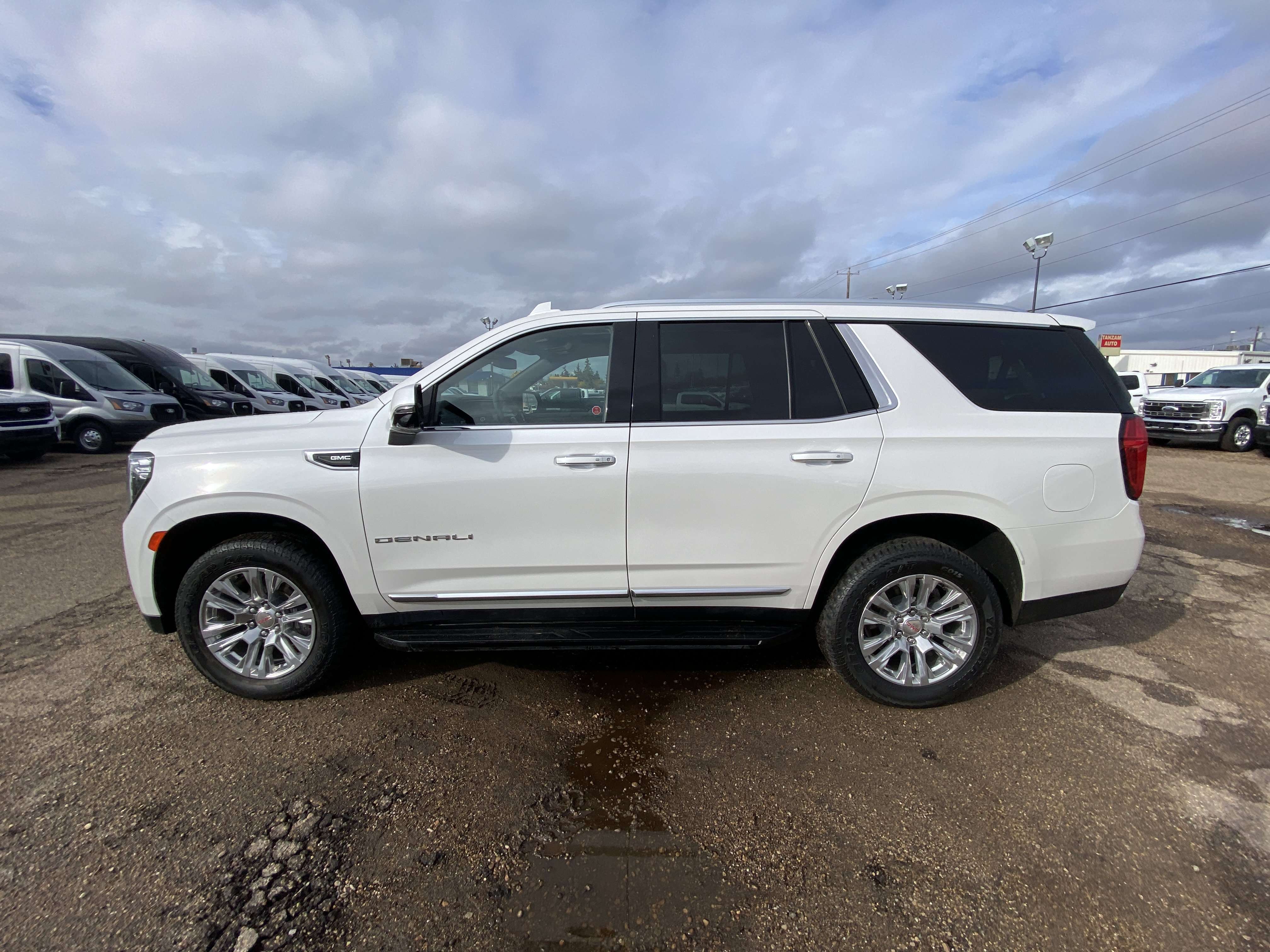 2023 GMC Yukon