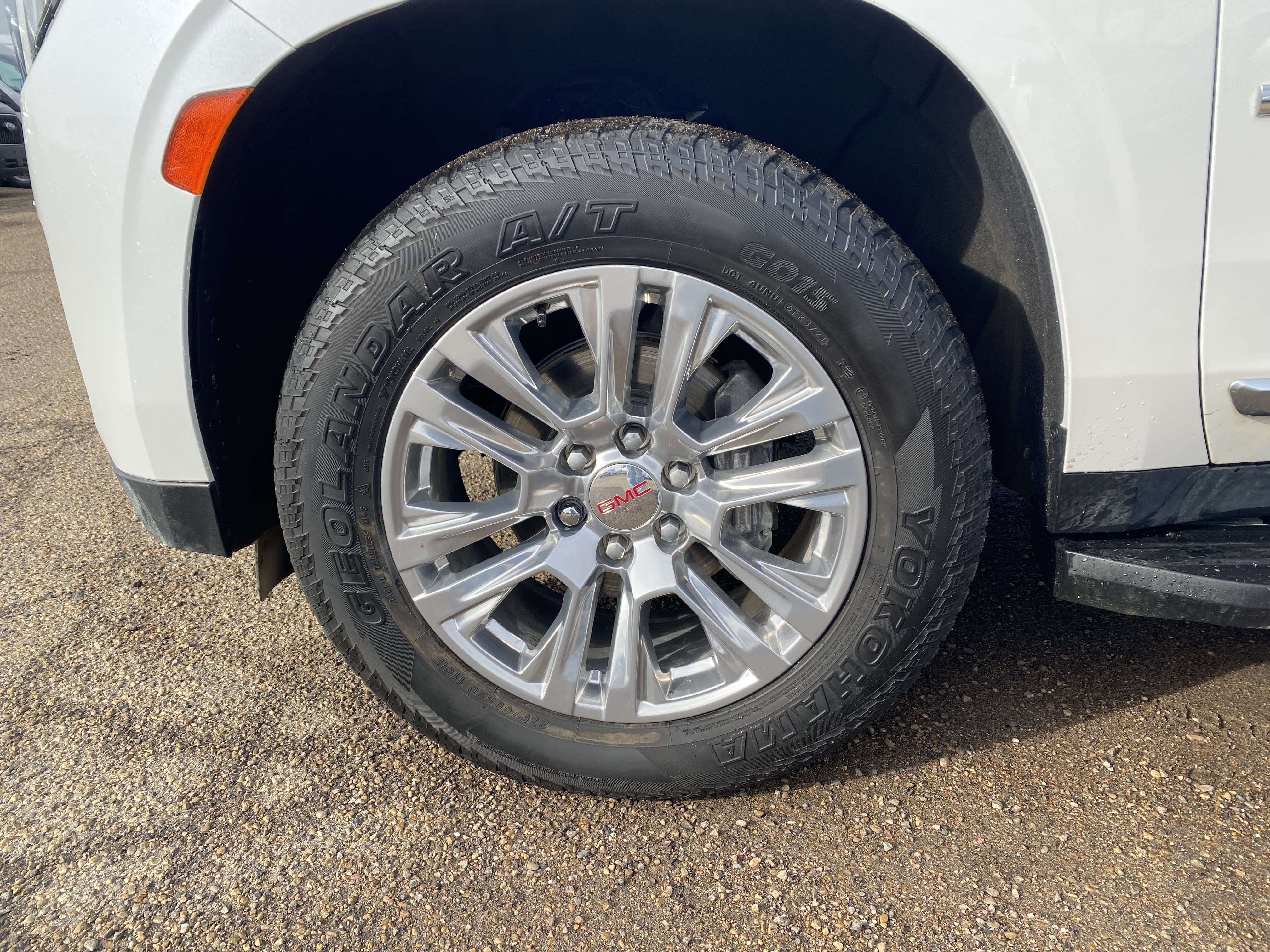 2023 GMC Yukon