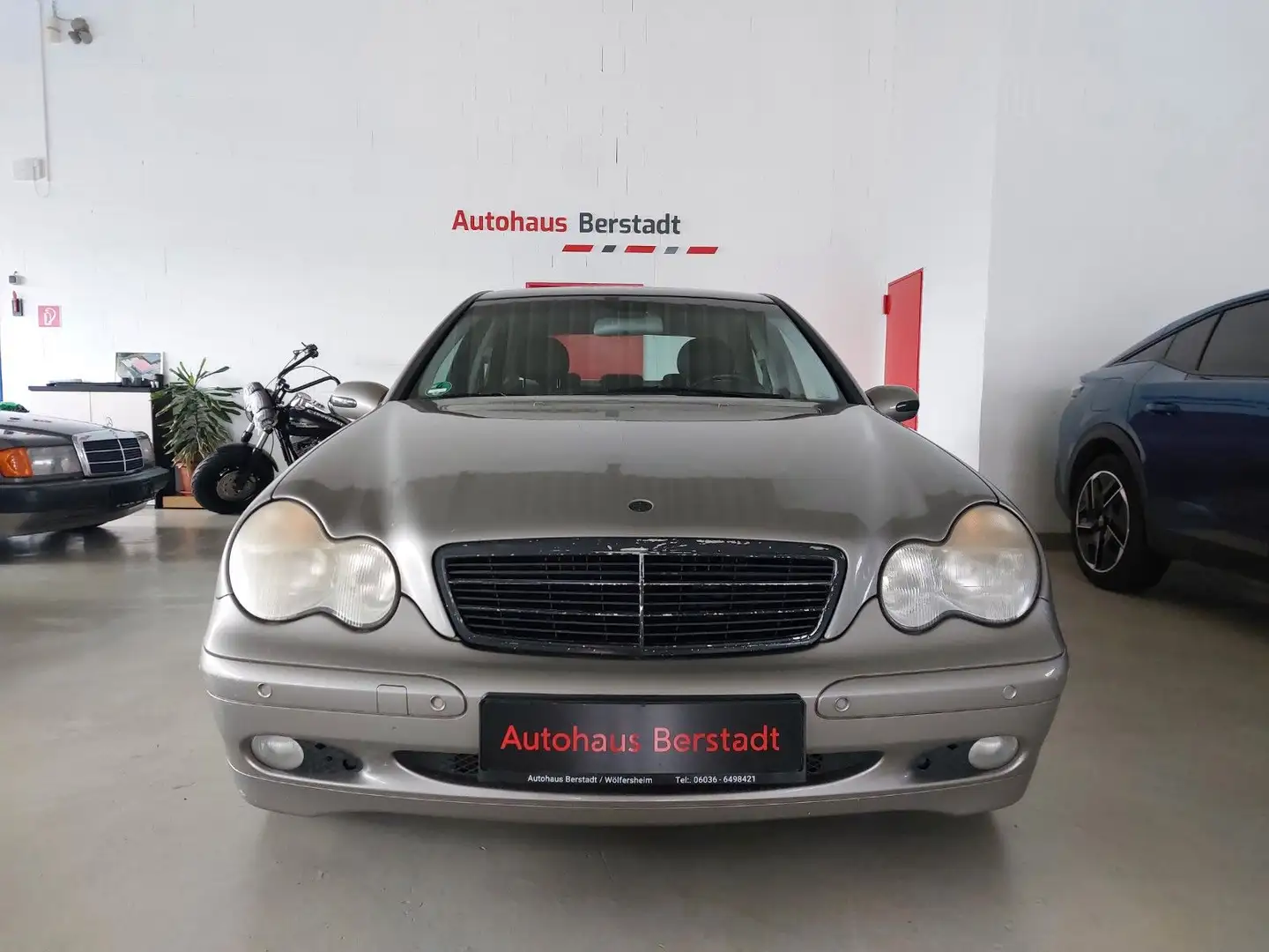 Mercedes-Benz C 180 Lim. Kompressor TÜV-02-2026*Klima*PDC*ALU Plateado - 2