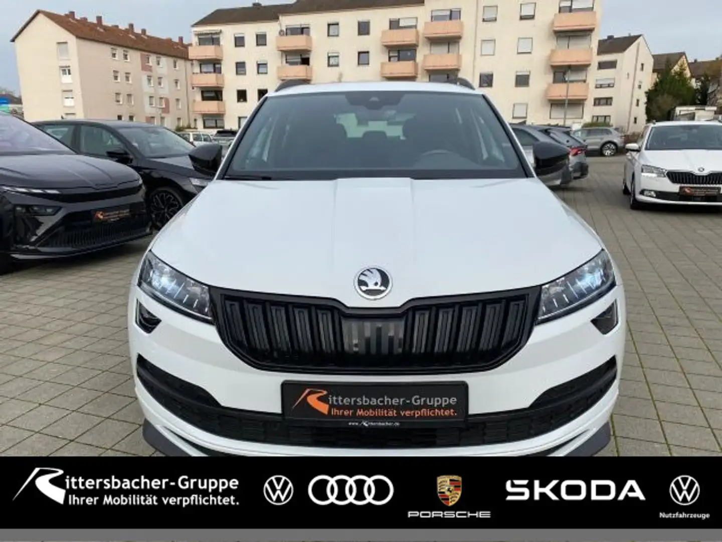 Skoda Karoq 2.0 110kW TDI Sportline Rückfahrk. Sitzhzg Weiß - 1
